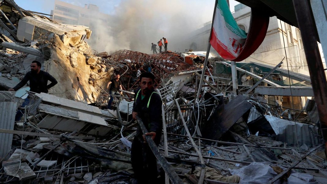 Amerikalıların yarısı İran’a hava saldırısına karşı: Hava saldırısı senaryosuna ABD'lilerden sınırlı destek