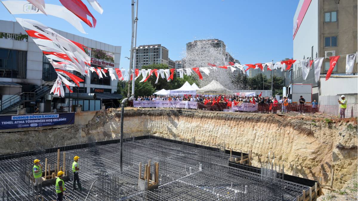 Esenyurt’ta eğitime büyük yatırım: 24 derslikli ilkokulun temeli atıldı