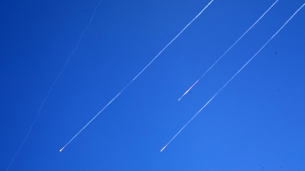 İran'dan İsrail'e yeniden füze saldırısı