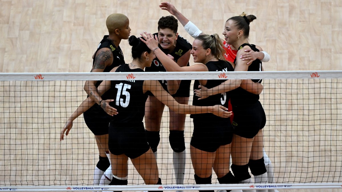 VNL'de Filenin Sultanları fırtınası! A Milli Kadın Voleybol Takımı, 6'da 6 ile devam ediyor