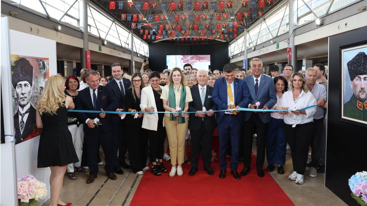 BUSMEK Yıl Sonu Sergisi ziyarete açıldı