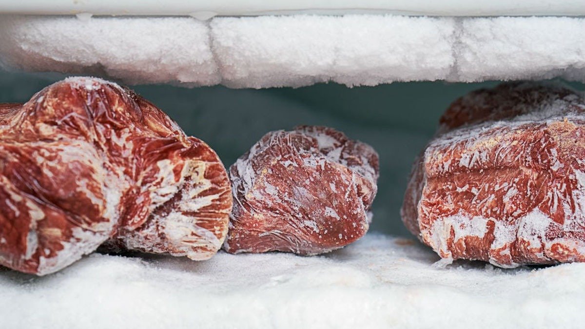 Donmuş kıyma nasıl hızlıca çözdürülür? Çoğu şef bu yöntemi kullanıyor