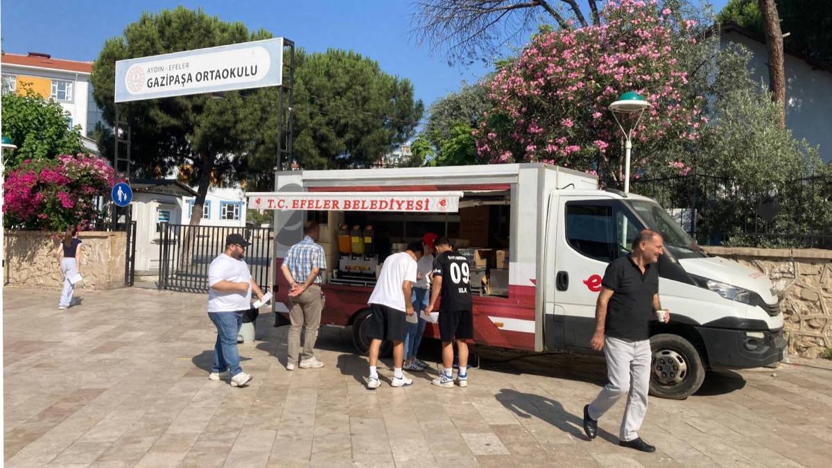 Başkan Yetişkin’den velilere serinleten ikram