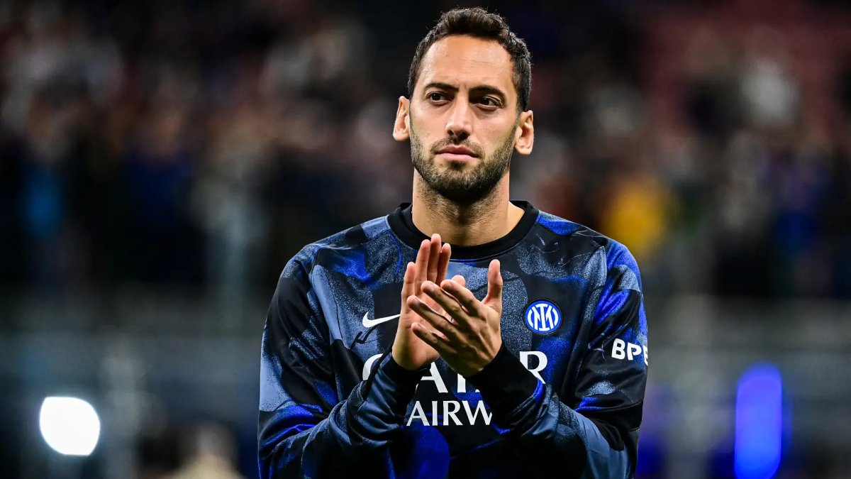 Inter Teknik Direktörü Cristian Chivu'dan, Hakan Çalhanoğlu açıklaması: Neyin doğru neyin yanlış olduğunu bilmiyorum
