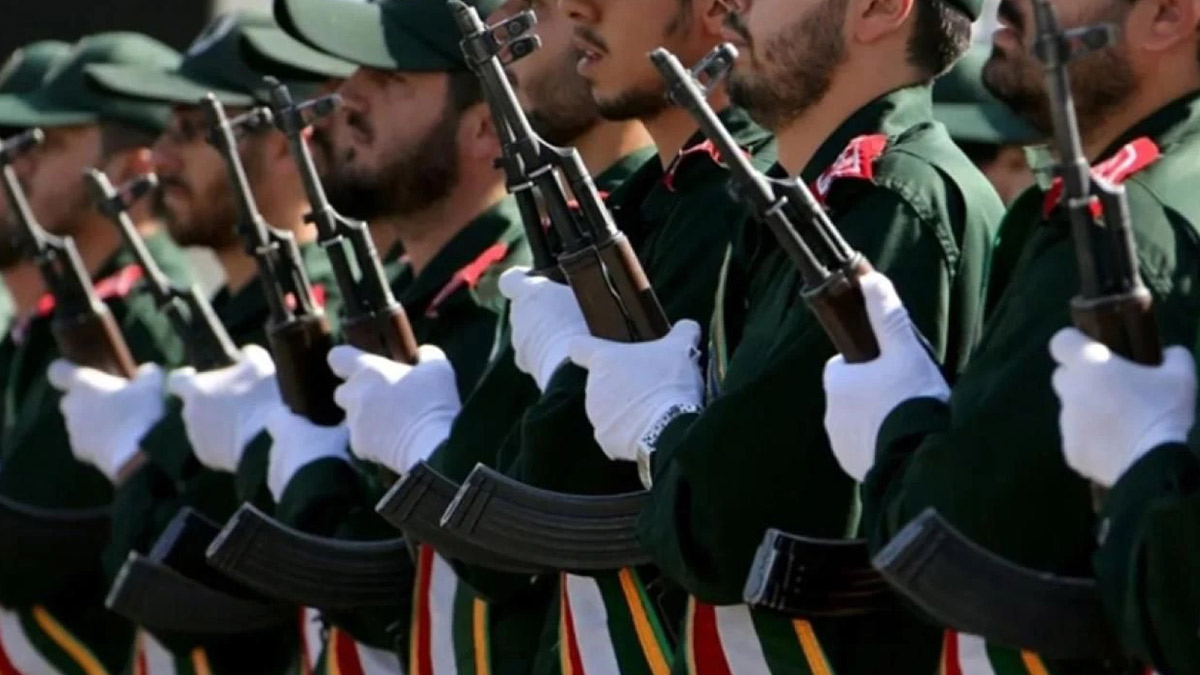 İran Devrim Muhafızları: Topraklarımıza saldıran ABD ve İsrail pişman olacak