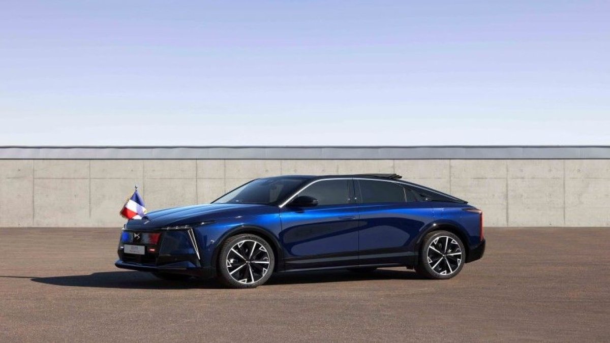 Macron'un makam aracı Türkiye'ye geliyor! İşte elektrikli DS N8'in 750 KM'lik menzili ve muhtemel fiyatı