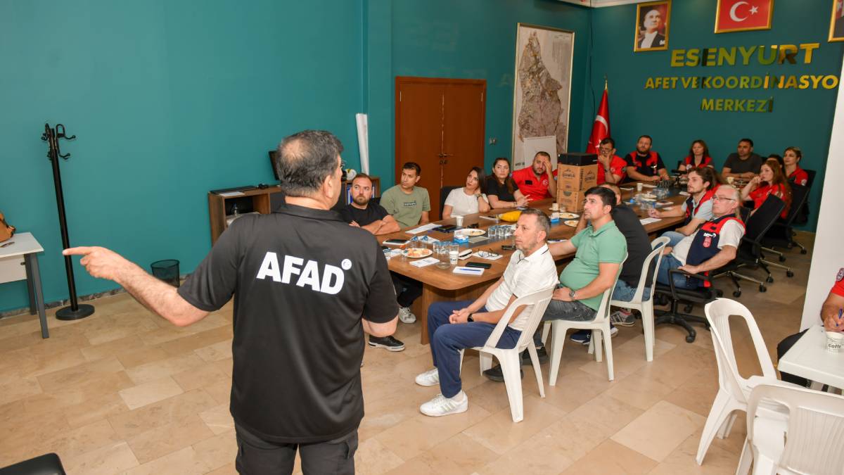 Esenyurt Belediyesi’nden Afet Bilincine Öncü Adım