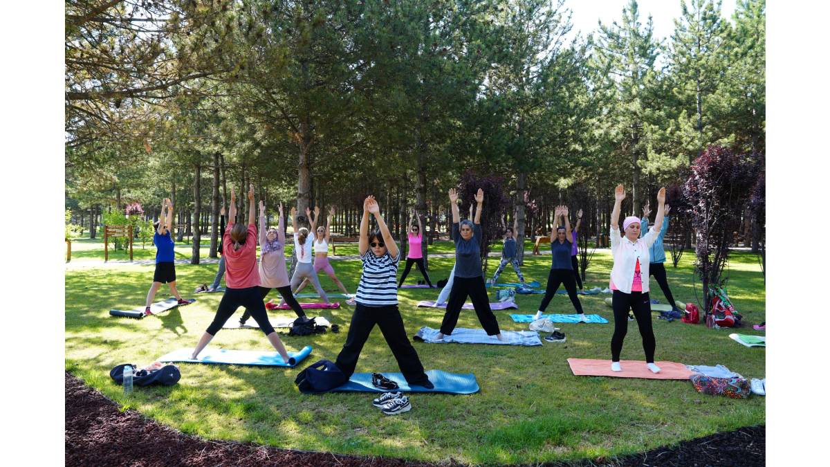 Eskişehirliler parklarda sabah sporunu çok sevdi