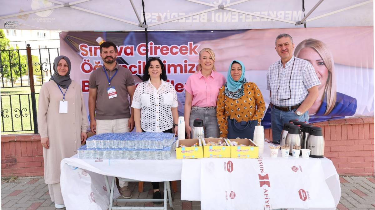 Başkan Doğan ailelerin heyecanlı bekleyişine ortak oldu