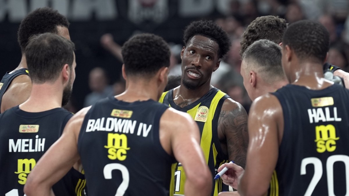 Fenerbahçe Beko'dan kritik galibiyet! Sarı-lacivertliler şampiyonluğa bir adım uzaklıkta