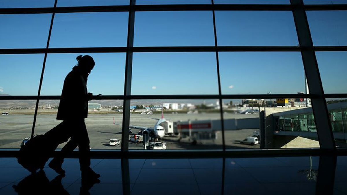 TÜİK göç verilerini paylaştı: Ülkeyi en çok gençler terk ediyor