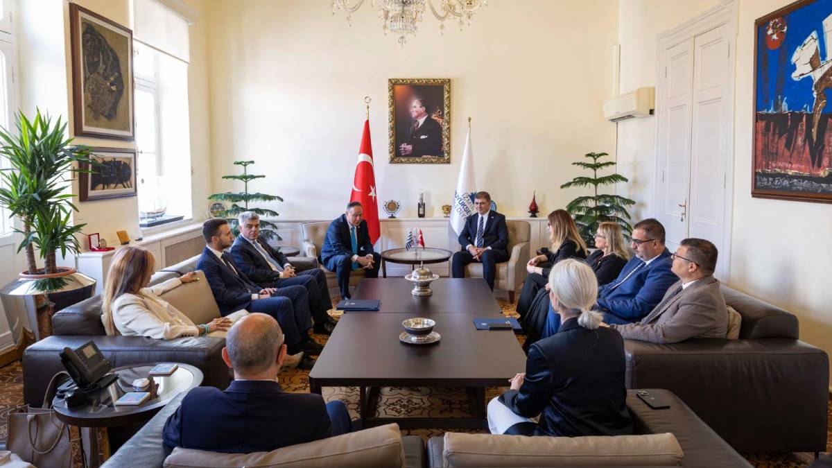 İzmir ve Selanik arasındaki dostluk köprüsü güçleniyor
