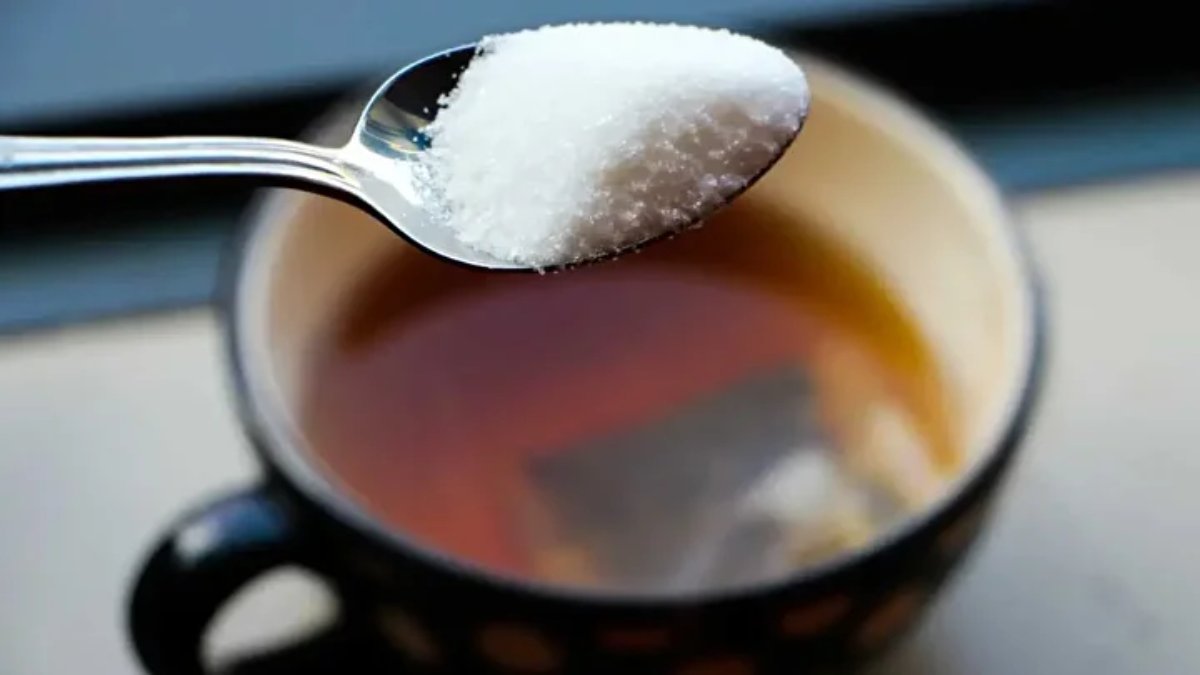 Çay suyuna ekleyen gün boyu tazecik içiyor! Ocak üstünden hiç inmese bile bayatlamayacak