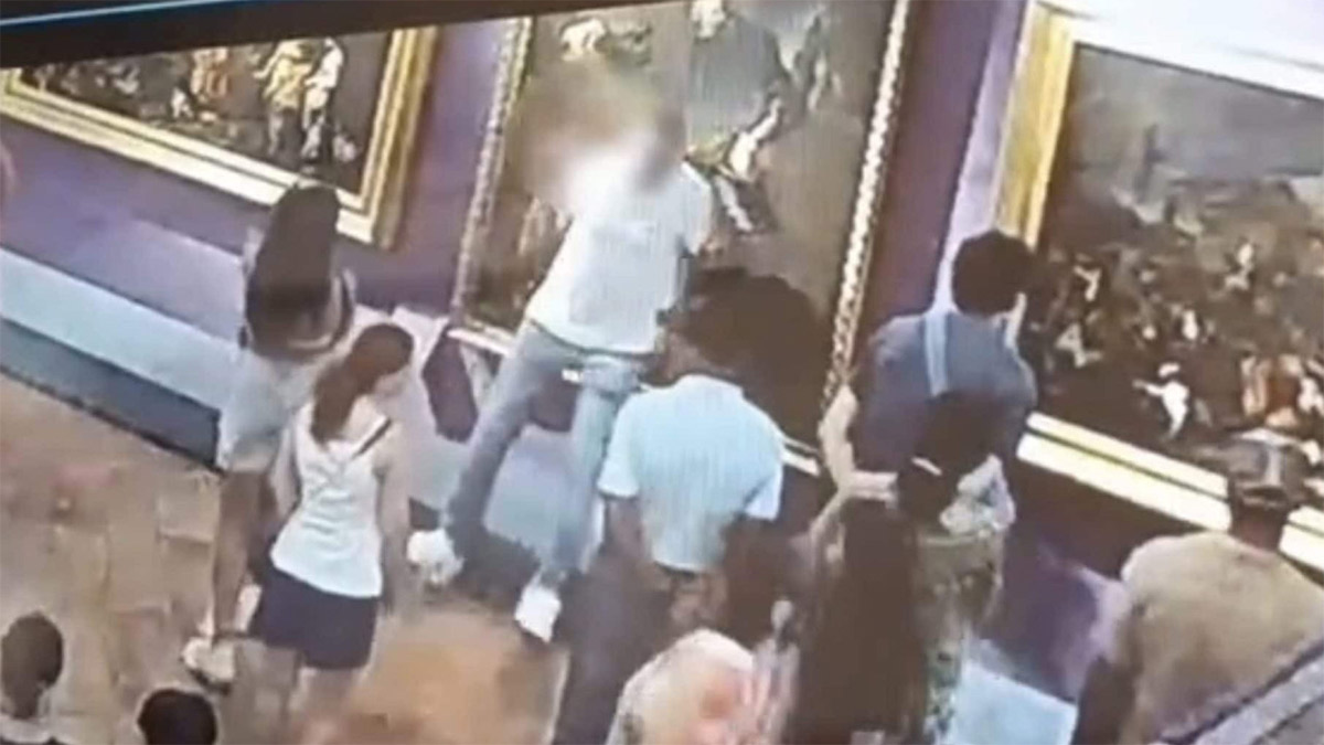 Müzede selfie kazası! 18. yüzyıldan kalma tablo zarar gördü