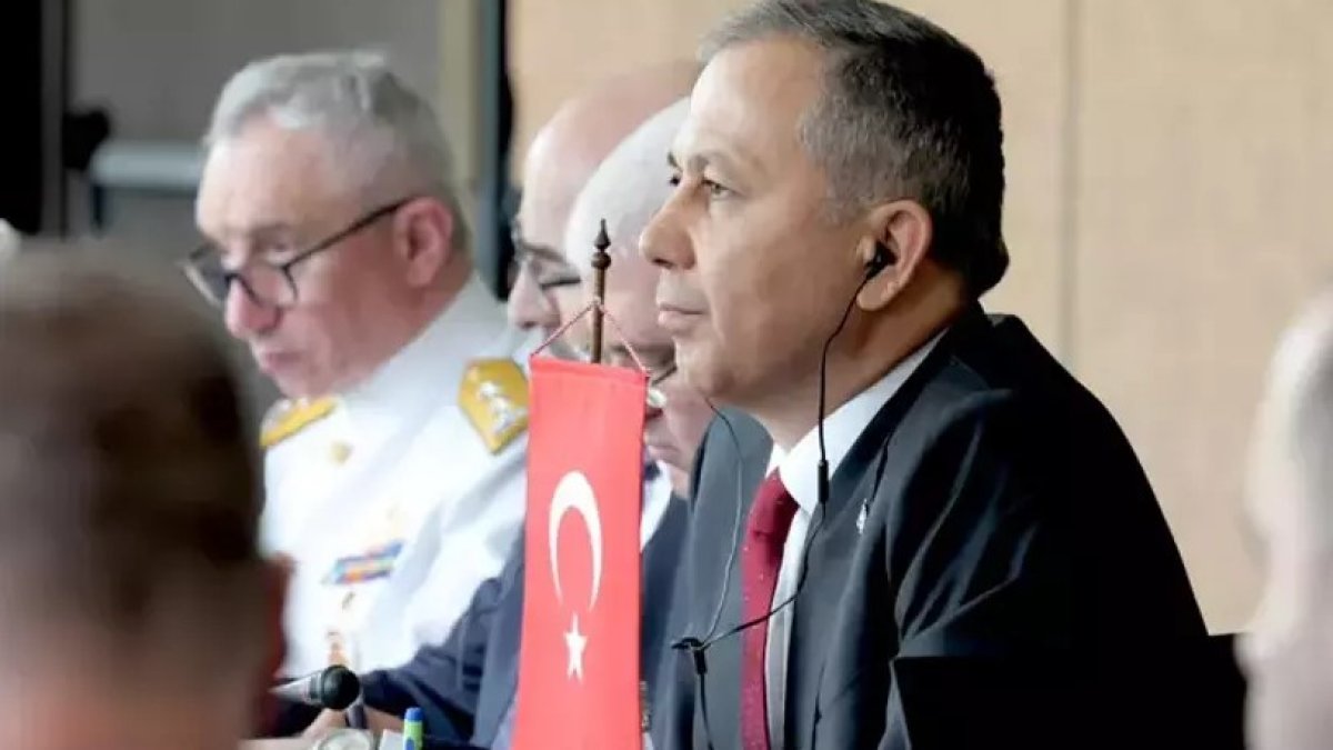 Yerlikaya, Sofya’daki üçlü güvenlik zirvesine katıldı