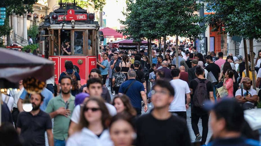 2024'te 2,6 milyon kişi il değiştirdi: İstanbul’dan giden de çok gelen de