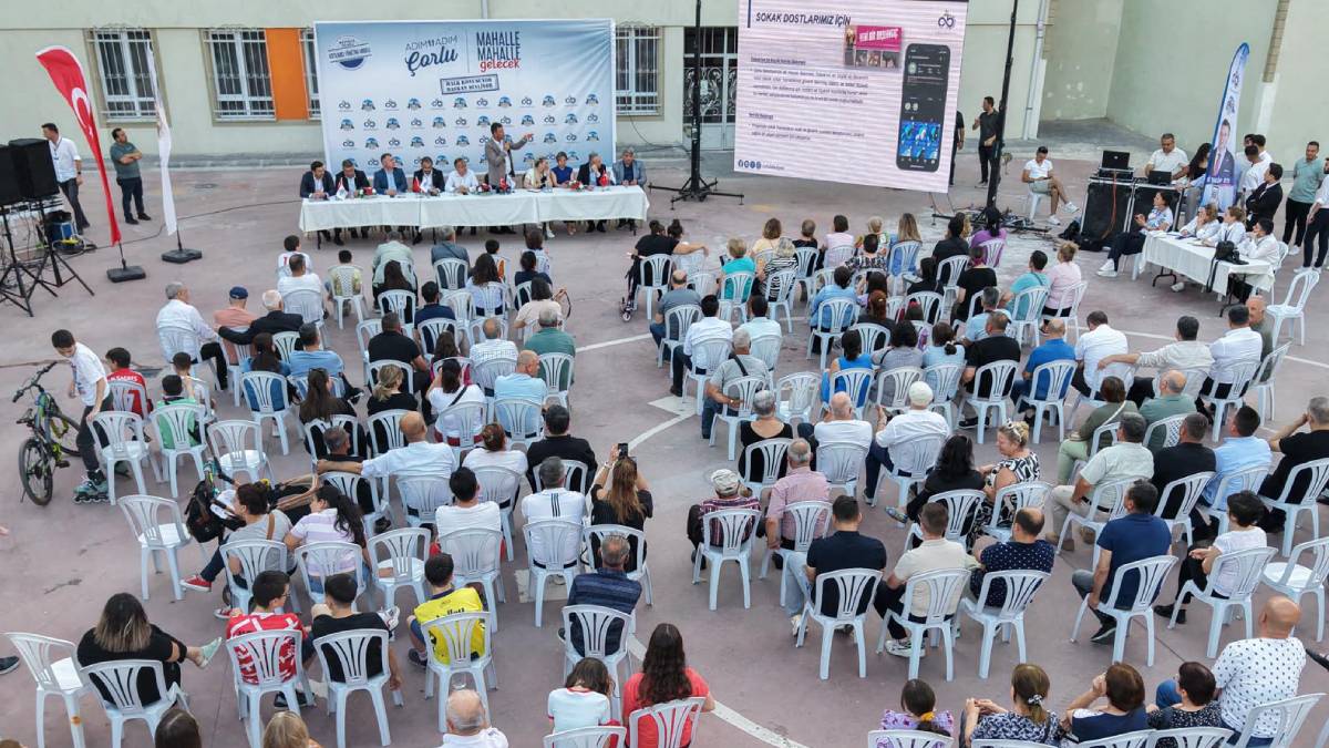 "Adım Adım Çorlu, Mahalle Mahalle Gelecek" buluşması Muhittin Mahallesi'nde gerçekleşti