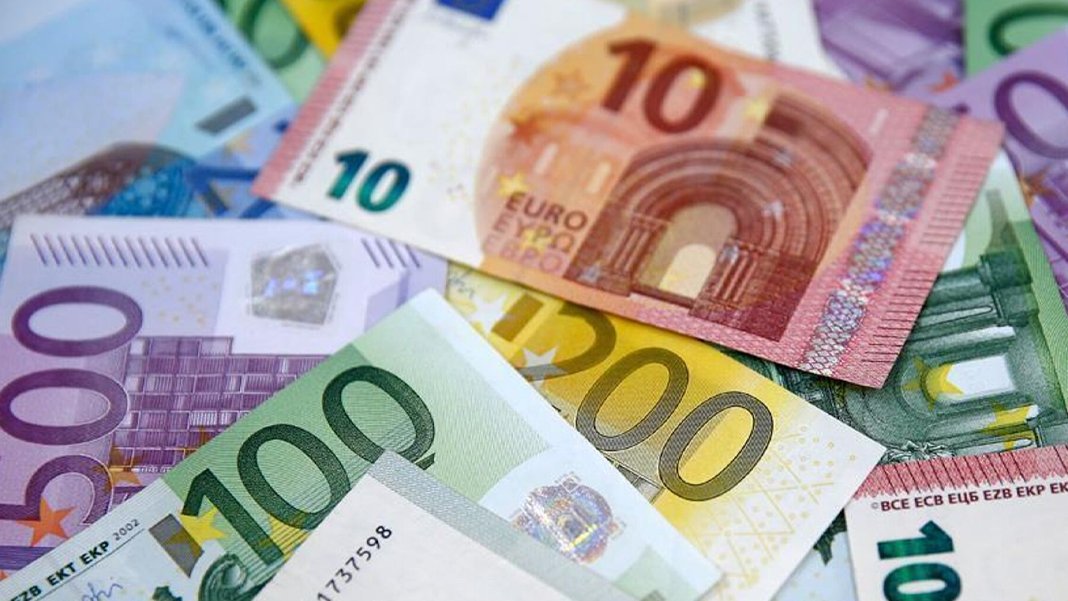 Euro için yeni tahminler geldi