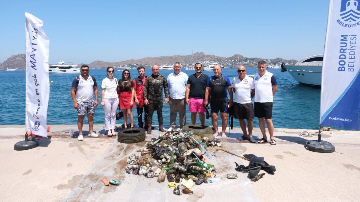 Deniz dibi temizliği Yalıkavak'ta devam etti