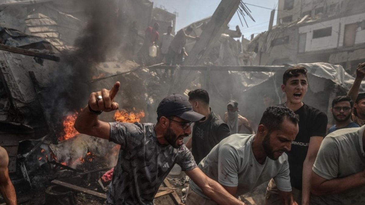 İsrail, Gazze'de yardım merkezlerini hedef aldı: Bir ayda 549 Filistinli hayatını kaybetti