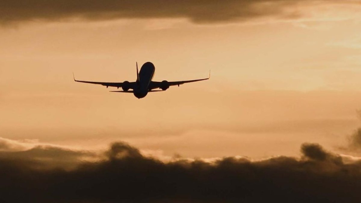 Rusya’dan uçuş kararı: Katar ve İsrail’e izin, İran’a yasağa devam