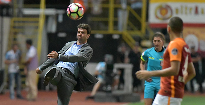 Cihat Arslan: Muslera haksız rekabet sağlıyor!