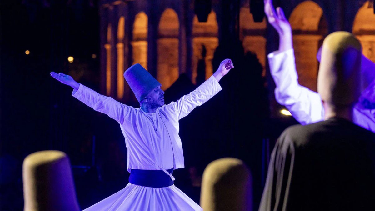 Roma'nın simgesi Kolezyum'da Mevlevi Sema töreni düzenlendi