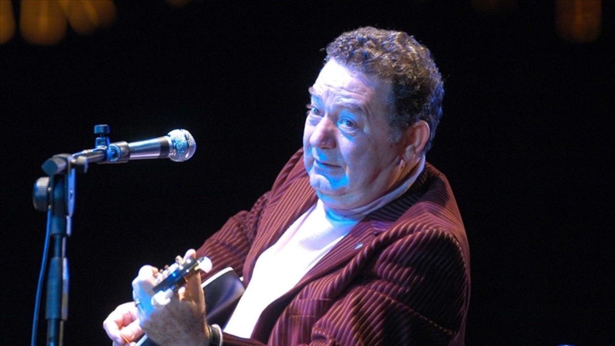 Kayahan, vefatının 10. yılında şarkılarıyla anıldı