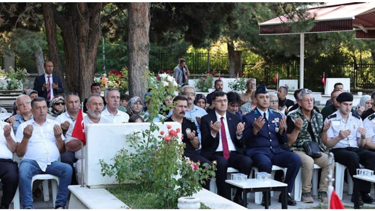 Hava Şehitliği’nde Mevlit programı düzenlendi