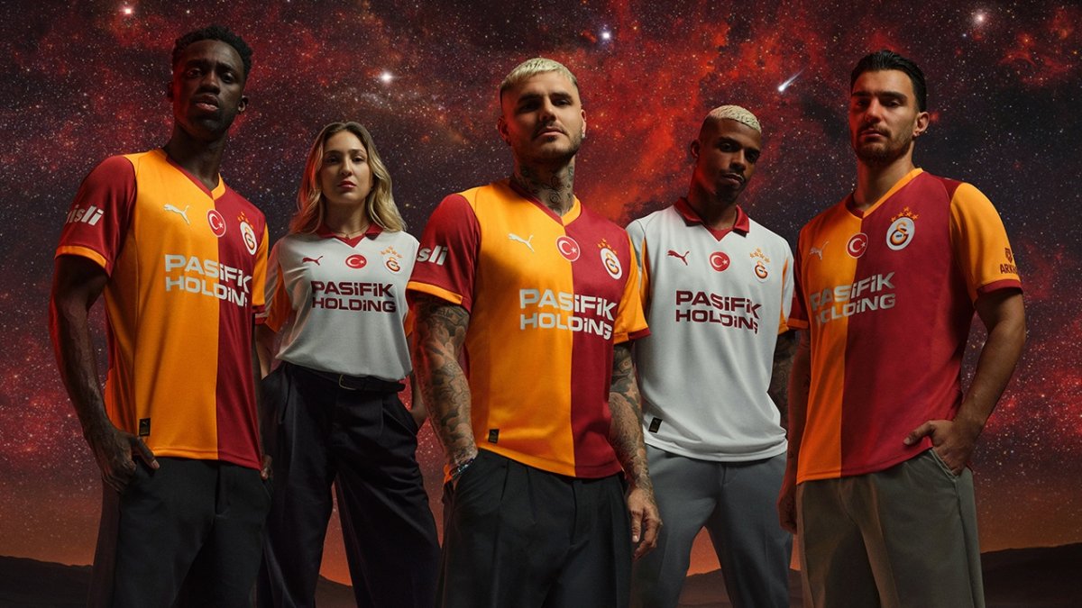 Galatasaray ve Puma 2025/26 futbol sezonunu 5 yıldızlı yeni formalarla karşılıyor