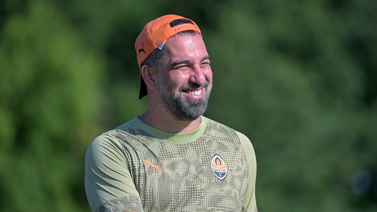 Shakhtar Donetsk Teknik Direktörü Arda Turan'ın söyledikleri polemik yarattı! Ezeli rakip Dinamo Kiev’den cevap geldi