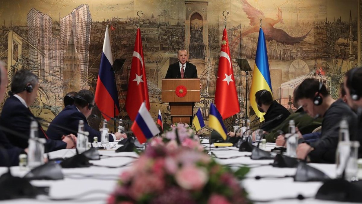 Zaharova: Türkiye’ye müzakere sürecindeki rolü için minnettarız