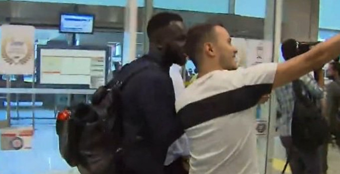 Galatasaray'ın prensip anlaşmasına vardığı Cheick Tiote, İstanbul'a geldi