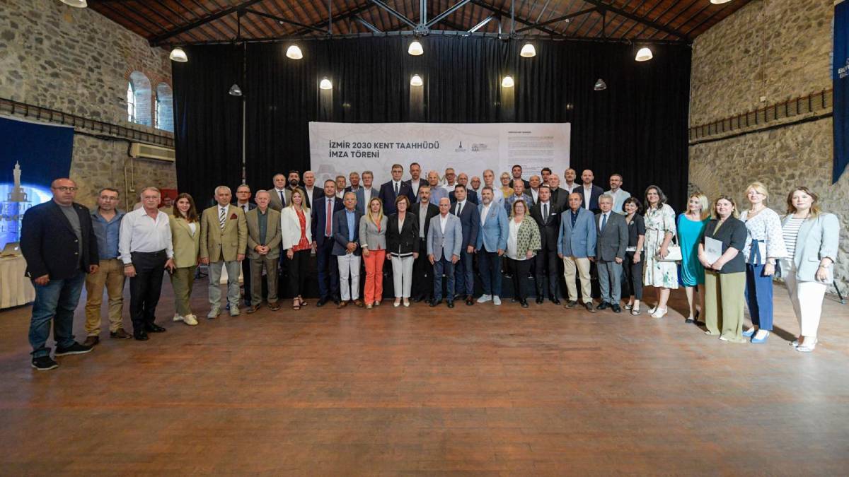 İmzalar İzmir 2030 Kent Taahhüdü için atıldı