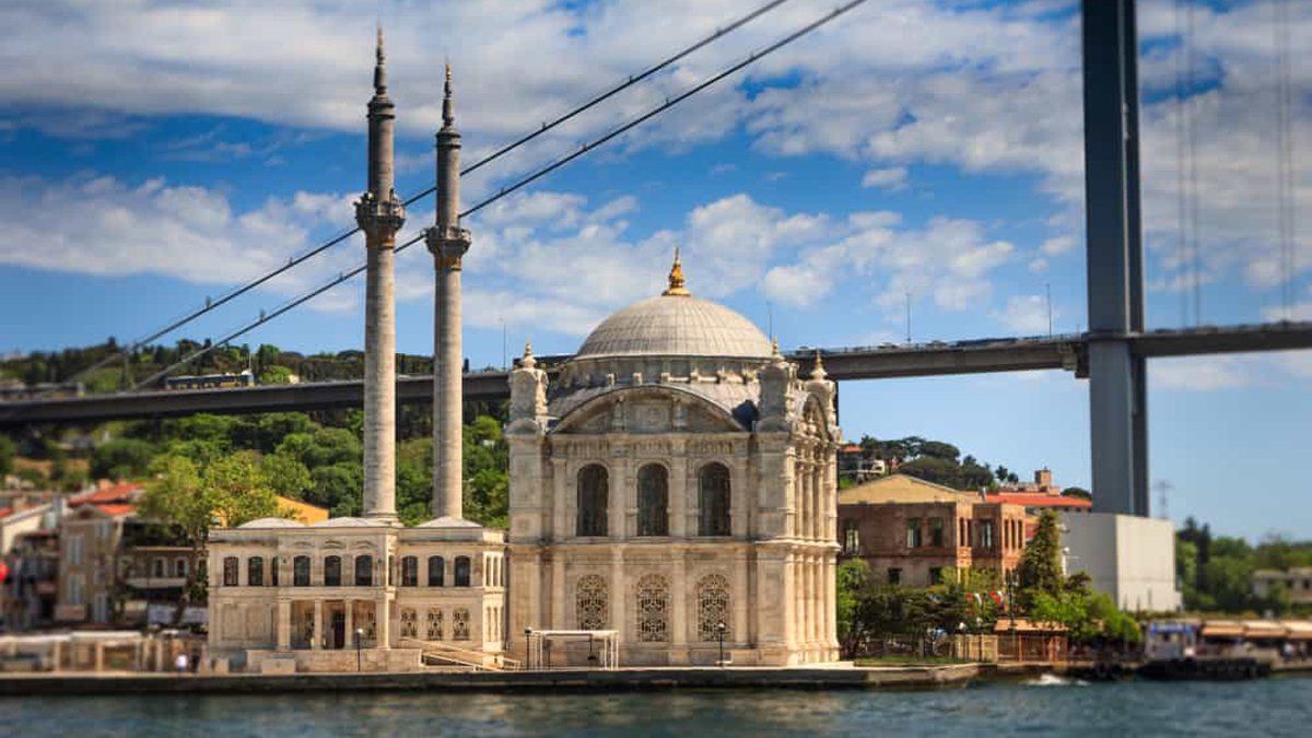 Sıcaklık 34 dereceye yükseliyor: İstanbul’da serin başlayan gün sıcak bitecek! İşte 28 Haziran 2025 İstanbul hava durumu...