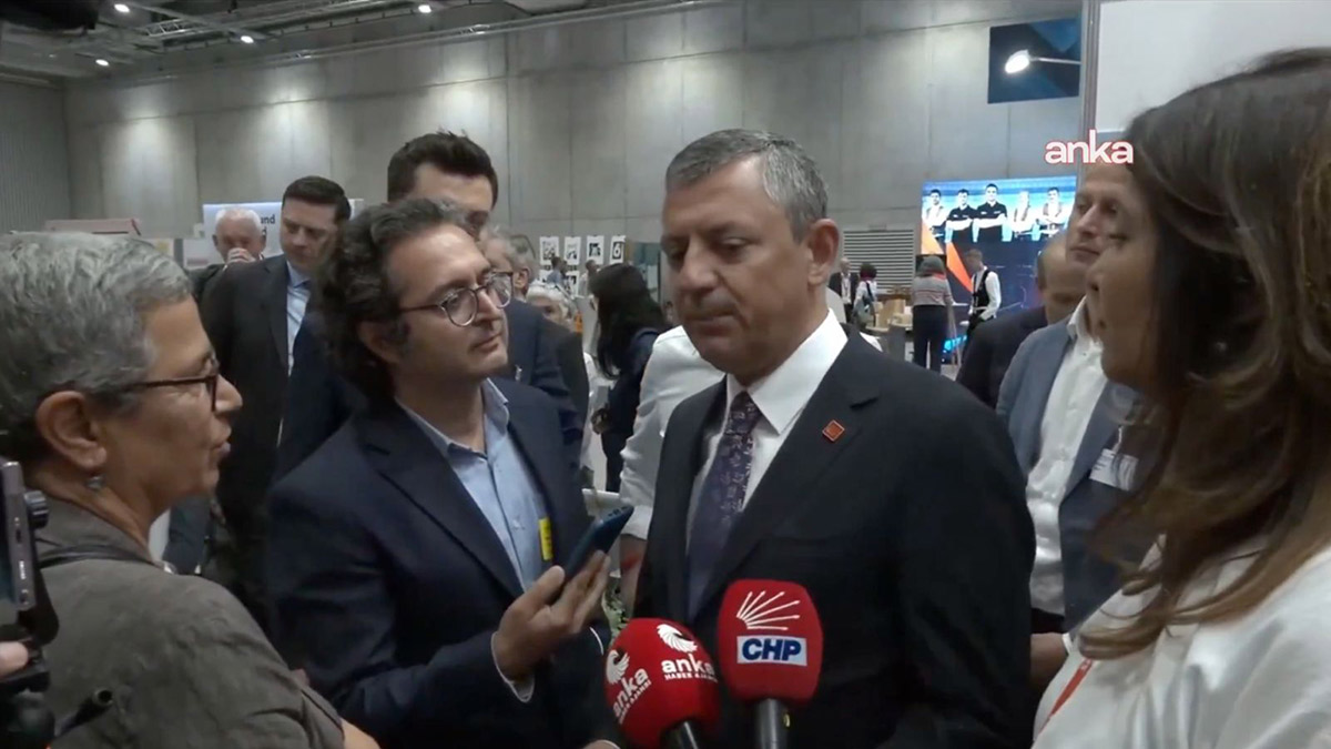 Özel'den kurultay davasına tepki: Biz işimize bakıyoruz, onlar konuşuyor