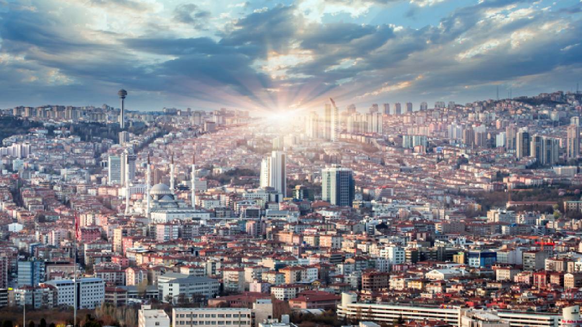 Ankara, İstanbul ve İzmir’i solladı! Konuta uzananın eli yanıyor: Fiyatlar resmen rekor kırıyor!