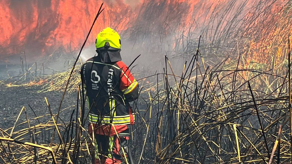 Büyükşehir İtfaiyesi’nden 9 günde 730 yangına anında müdahale