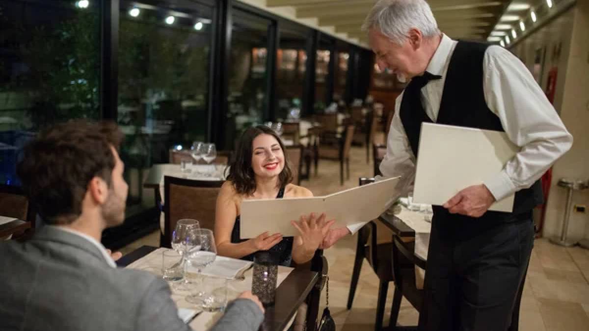 Dışarıda yiyorsanız bu yemeği sakın sipariş etmeyin! Şefler uyarıyor: Hem pahalı hem kalitesiz!