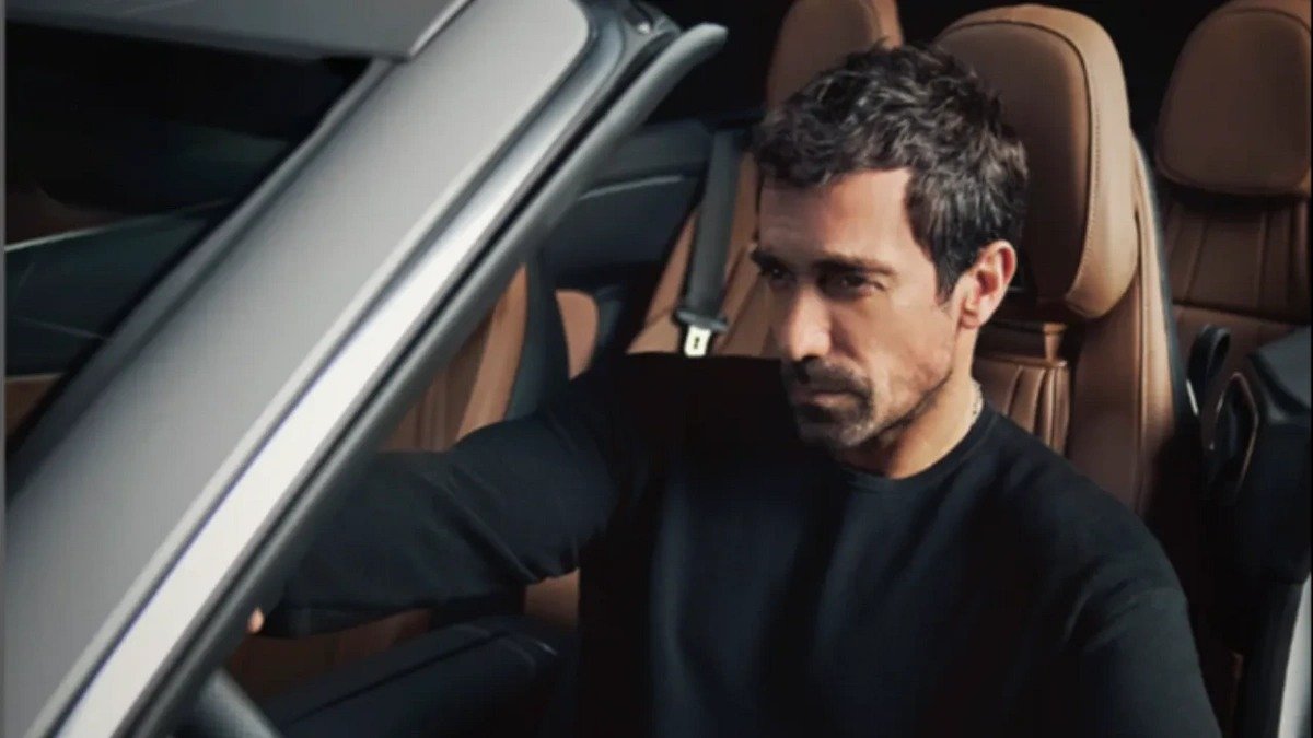 'İşte adamlık budur' Vale ünlü oyuncunun milyonluk aracını duvara vurdu, İbrahim Çelikkol'un tepkisi herkesi şaşırttı