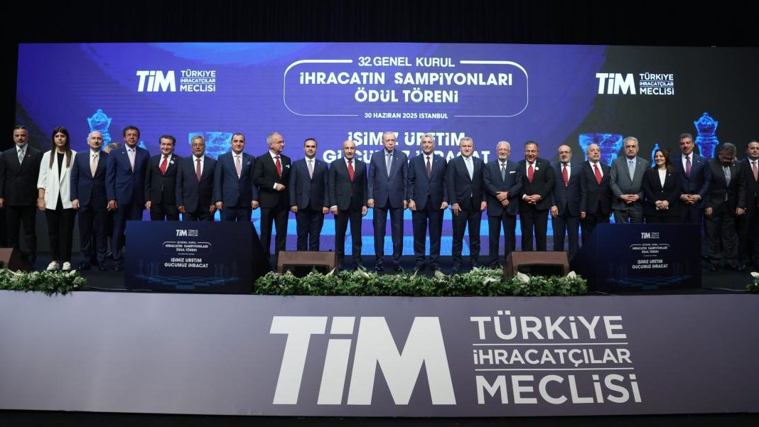 İhracat şampiyonlarına ödülleri verildi
