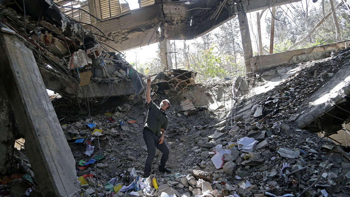 İsrail'in İran'a saldırılarında ölenlerin sayısı 935'e çıktı