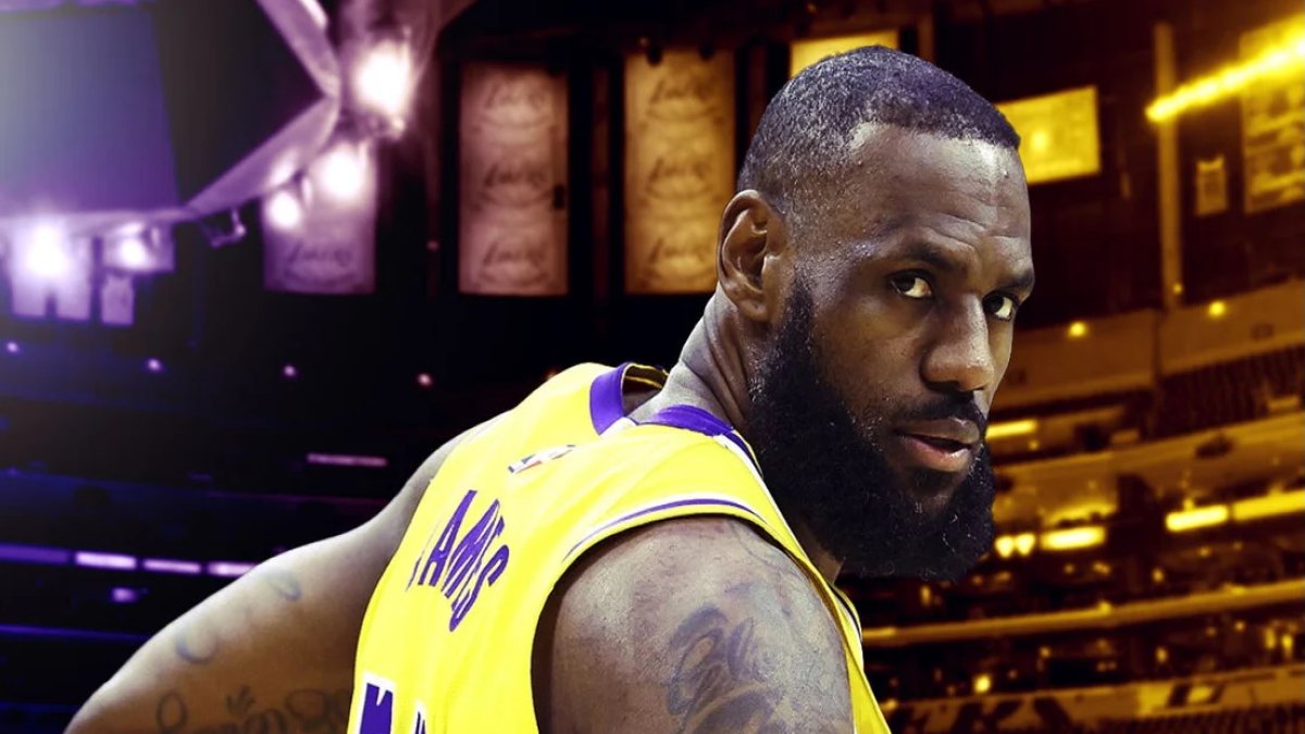 Lakers'ta krizin adı LeBron James! Yıldız basketbolcudan dengeleri bozan hamle: Opsiyonunu kullanıp takımda kaldı