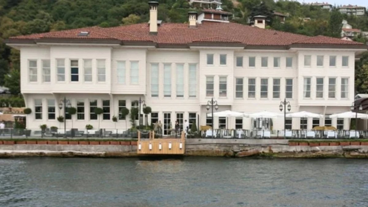 Boğaz’ın incisi yarı fiyata satıldı, Ünal Aysal iptal davası açacak