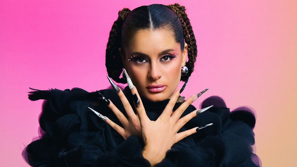 Türkiye - Hindistan gerilimi müziğe sıçradı: Atiye'ye intihal suçlaması