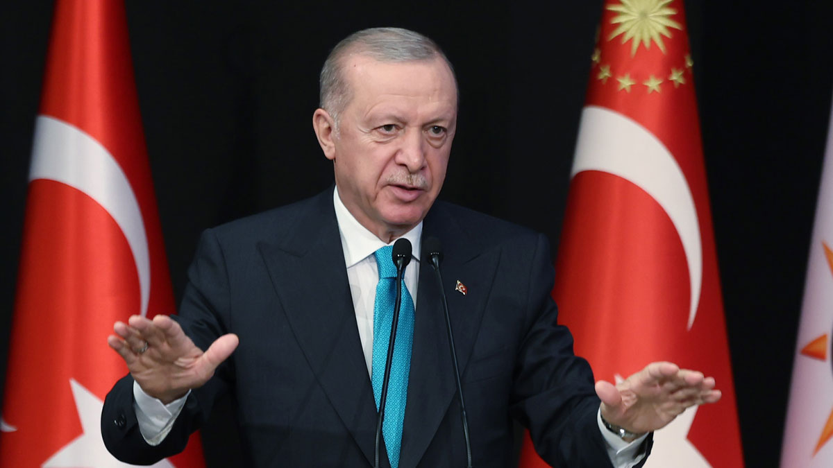 Erdoğan'dan 'Leman' tepkisi: 'Mizah kisvesiyle yapılan alçakça bir provokasyondur'