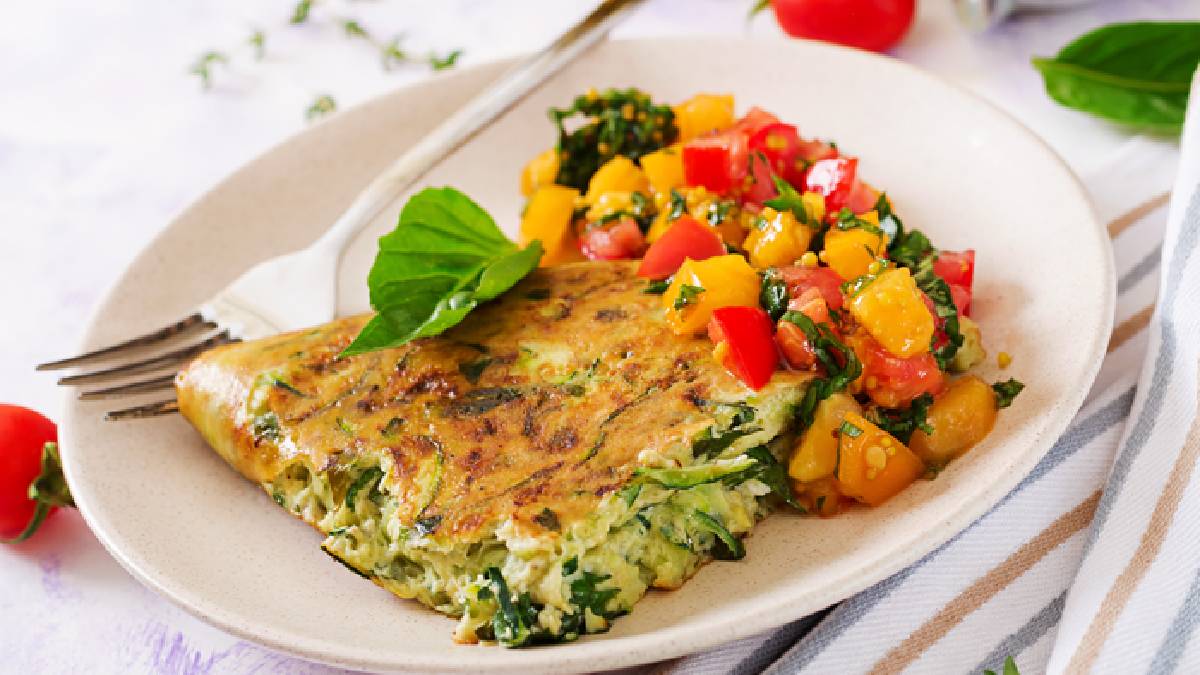 Kabağın en güzel haliyle tanışın! Eşiniz, çocuğunuz herkes bayılacak: İşte kabaklı frittata tarifi