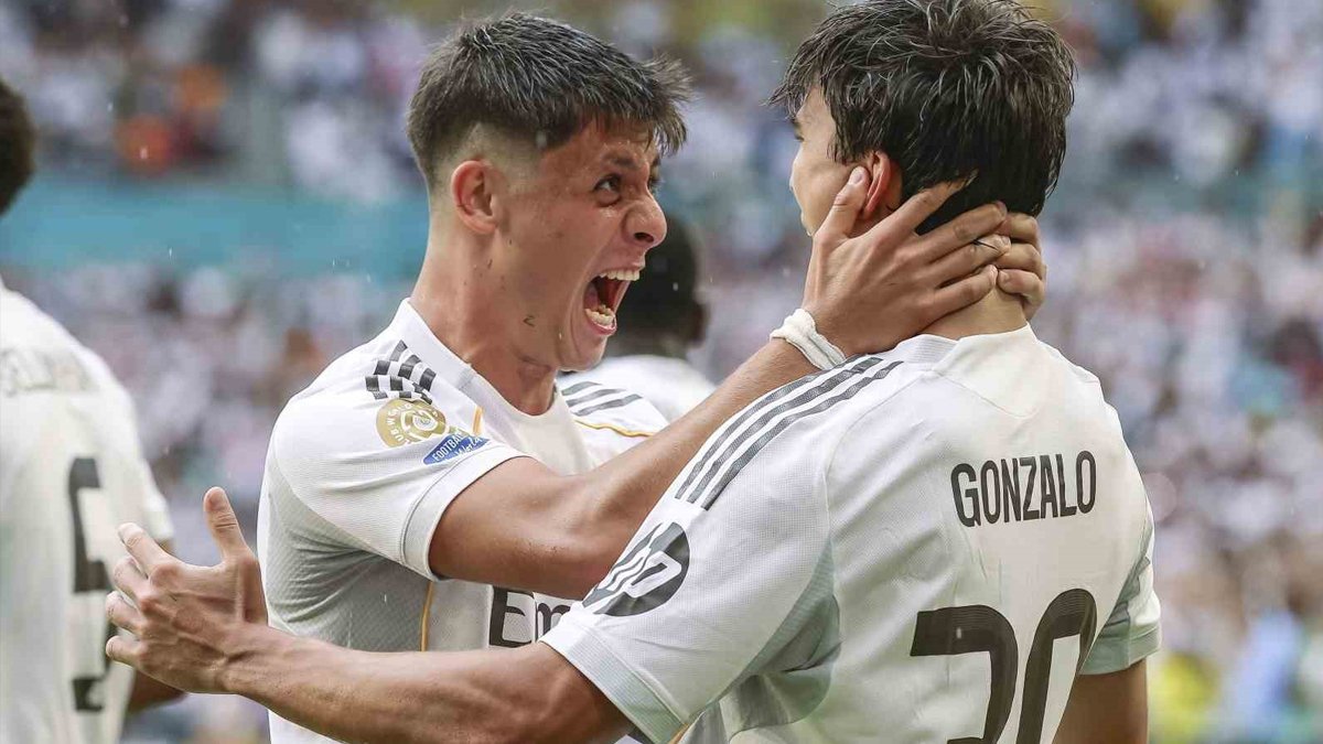 Real Madrid, Juventus'u turnuva dışına itti