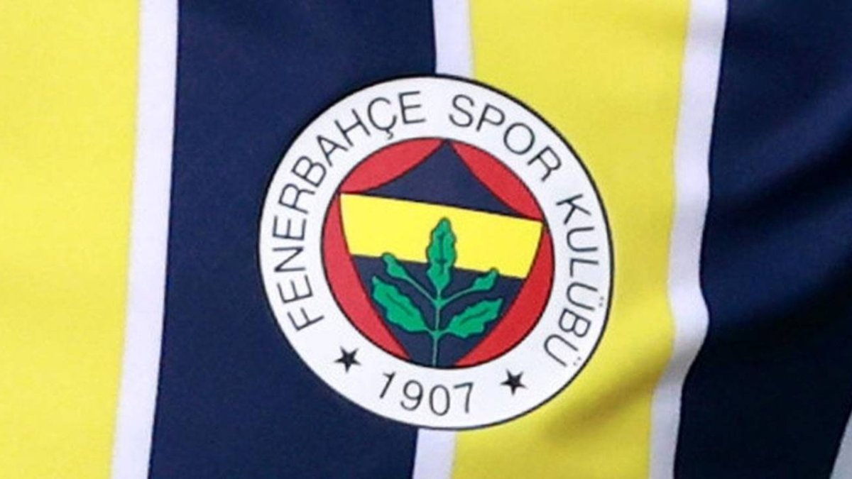 Fenerbahçe'de yaprak dökümü: Sarı-lacivertlilerin genç yıldızı yeni takımıyla anlaştı