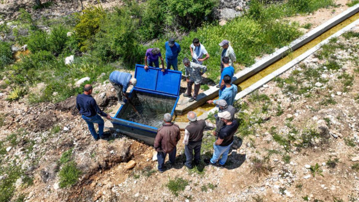 Kaş Akörülü üreticiler kapalı devre sulama sisteminden memnun